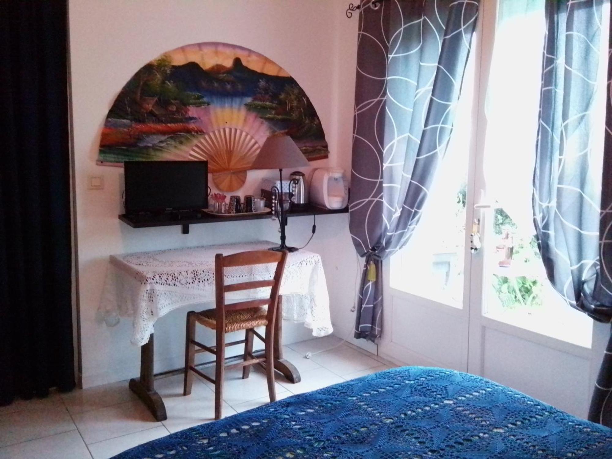 Le Chausse A Bres Chambre D'Hotes 2 Payzac  Номер фото